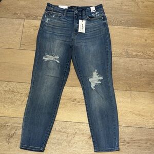 NWT A Slim Chance High Rise Judy Blue, Size 11/30